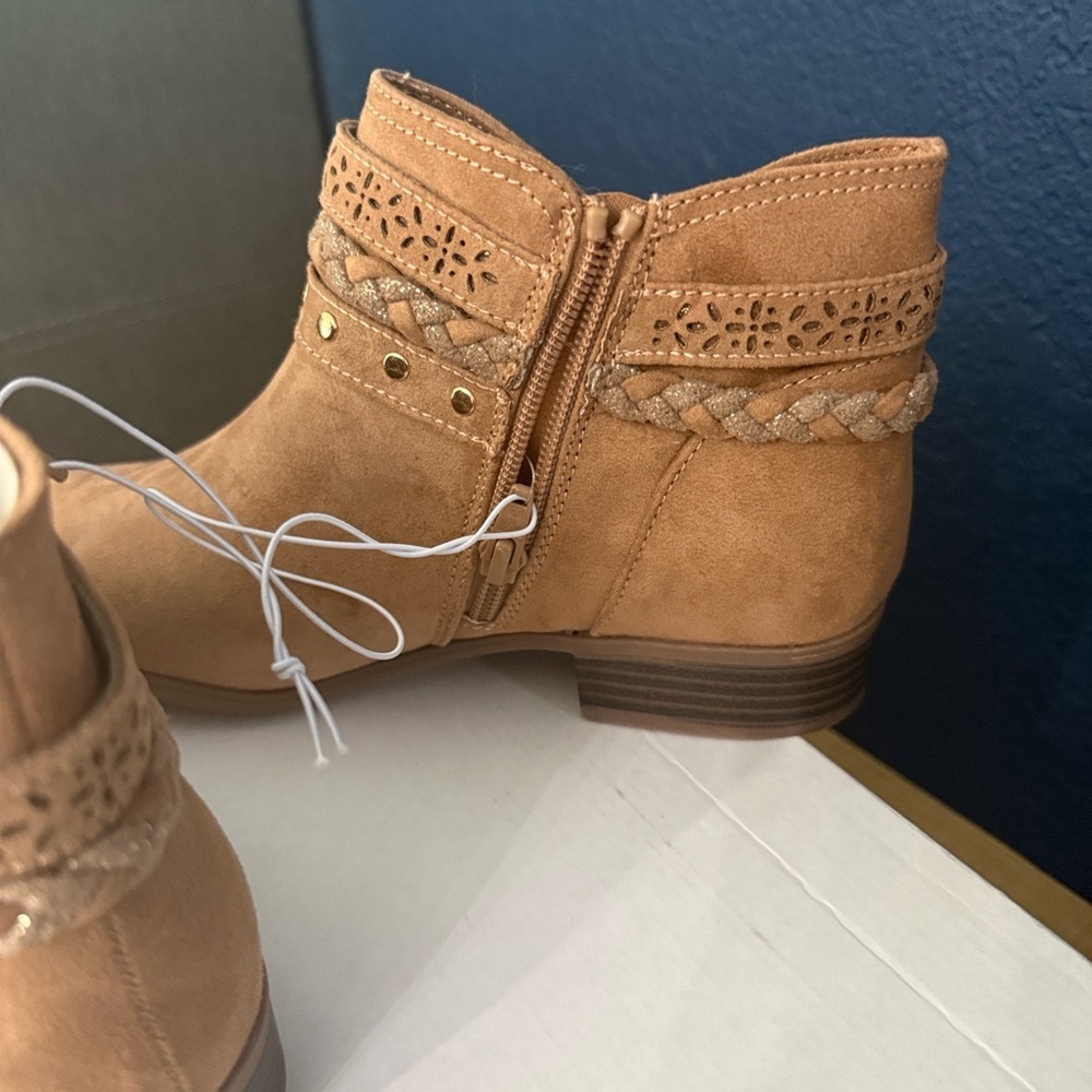 Sonoma Brown Ankle Boots with Braided Strap - Picture 8 of 9
